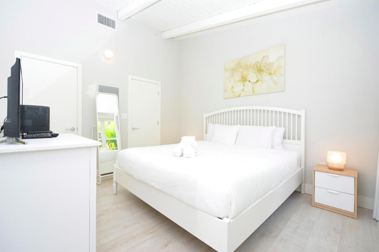 Apartments On Collins Miami Beach Kültér fotó