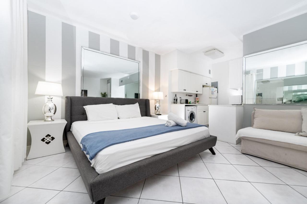 Apartments On Collins Miami Beach Kültér fotó